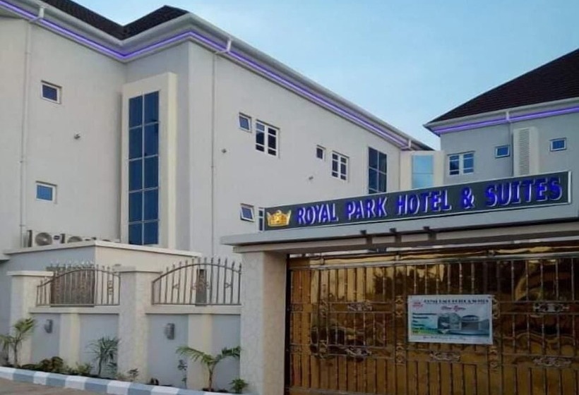Royal Park Hotel And Suites
