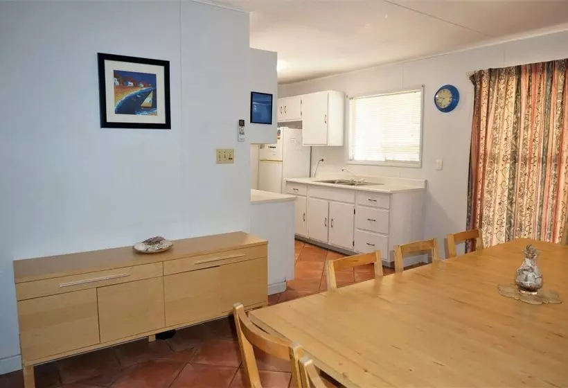 9a Krait Street