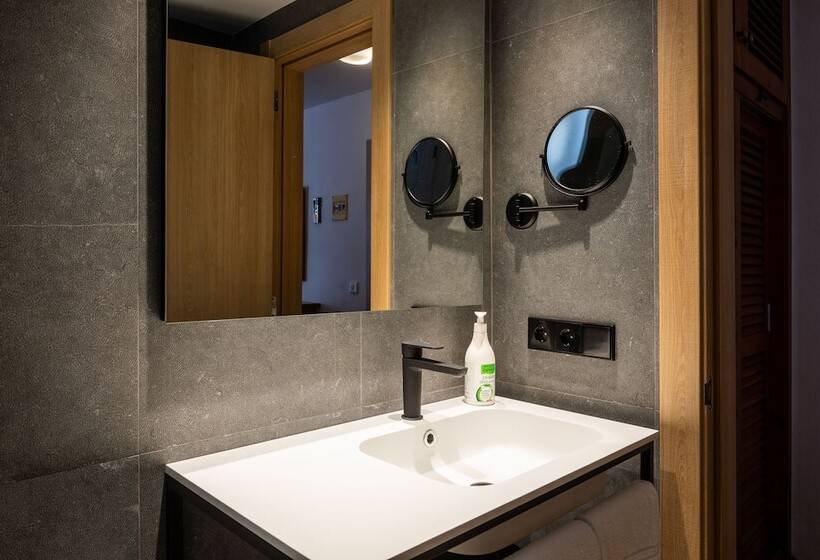 Aparthotel Casita Blanca Adults Only