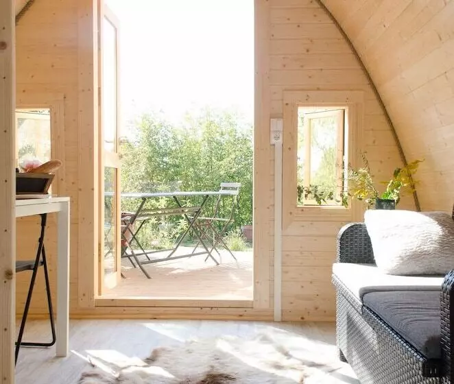 Aamiaismajoitus (B&B) Le Petit Flo