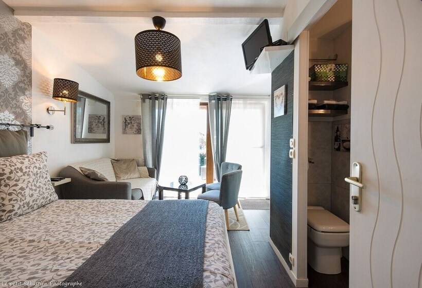 ベッドアンドブレックファースト Le Petit Flo