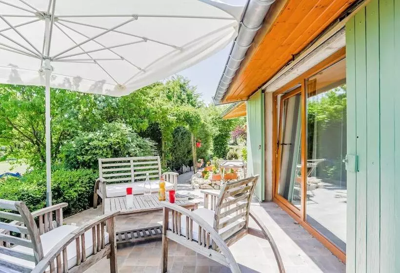 Aamiaismajoitus (B&B) Le Petit Flo