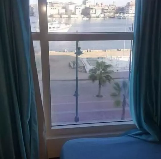 هتل Gogo Palace