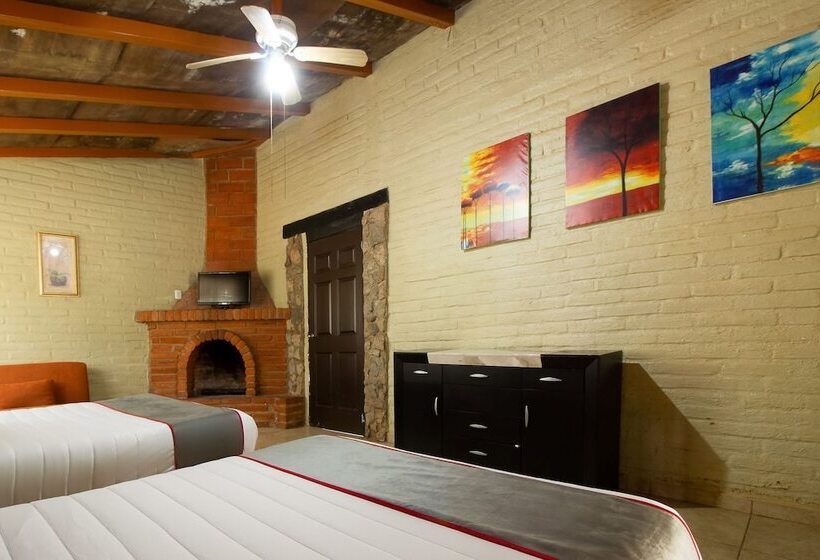 교외 호텔 Hacienda Coyotes