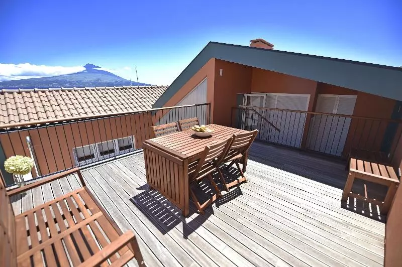 پانسیون Casa Da Baía Guest House