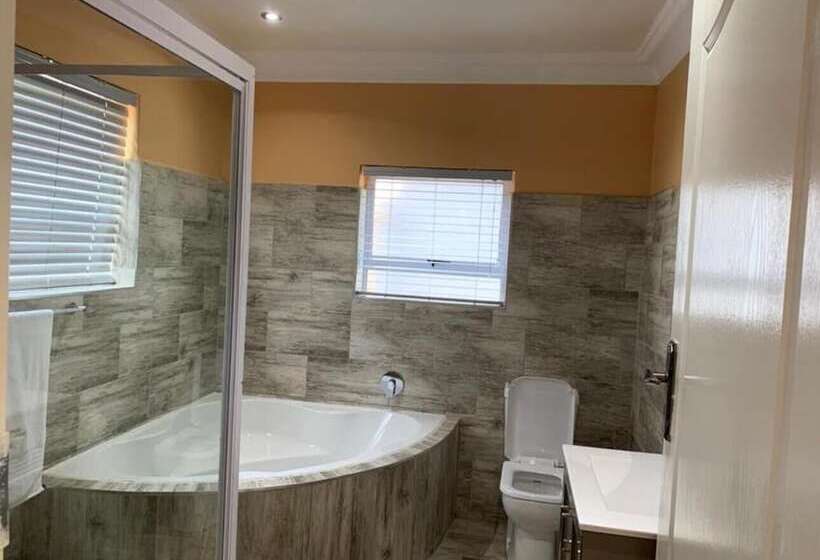 بنسيون La Fiato Luxury Lodge