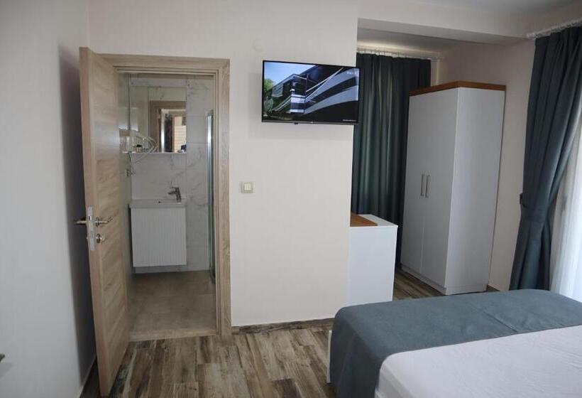 تختخواب و صبحانه Aurora Siğacik