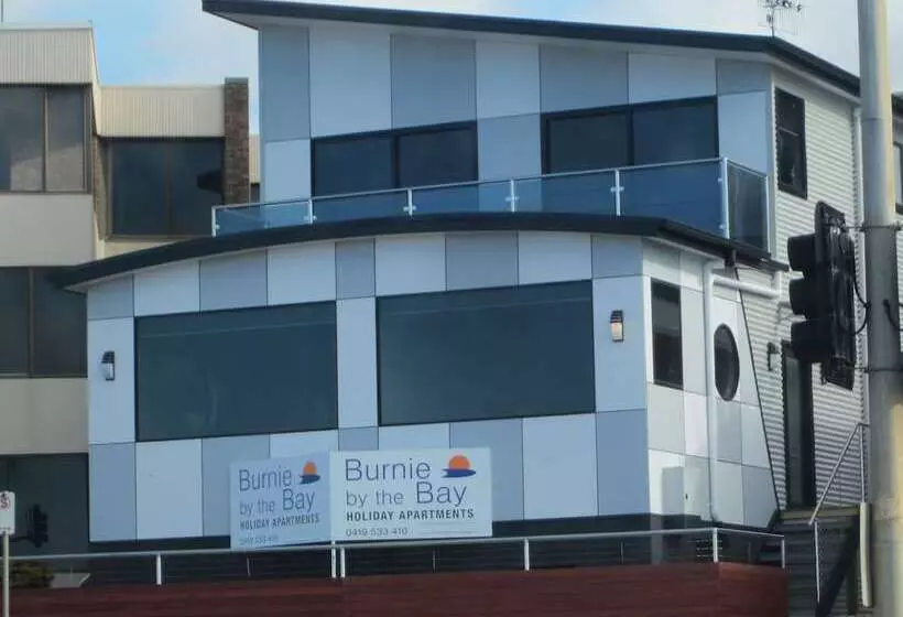 Hotelli Burnie By The Bay Apartments