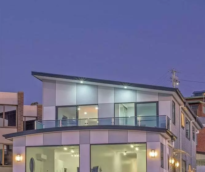 Hotelli Burnie By The Bay Apartments