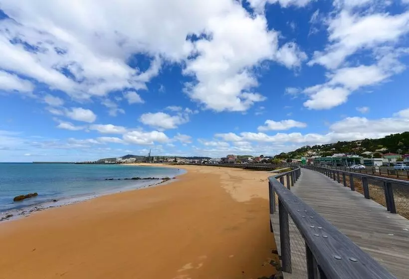 Hotelli Burnie By The Bay Apartments