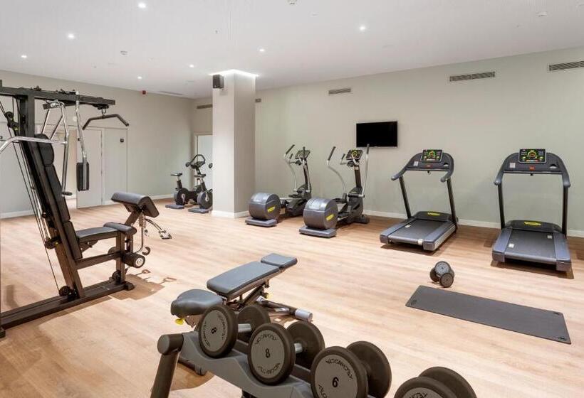 هتل Eurostars Guadalquivir