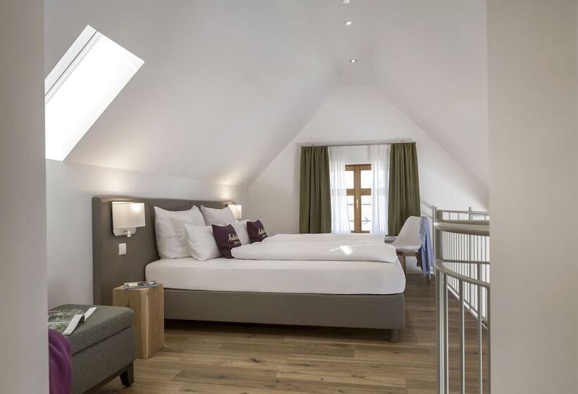 Hotel Hollerhofe  Zu Gast Im Dorf