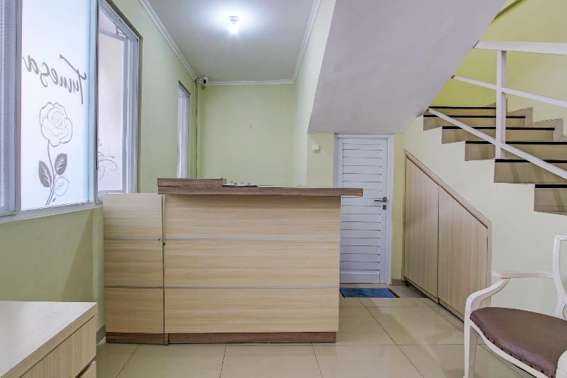 Otel Oyo 90549 Tumesa Homestay