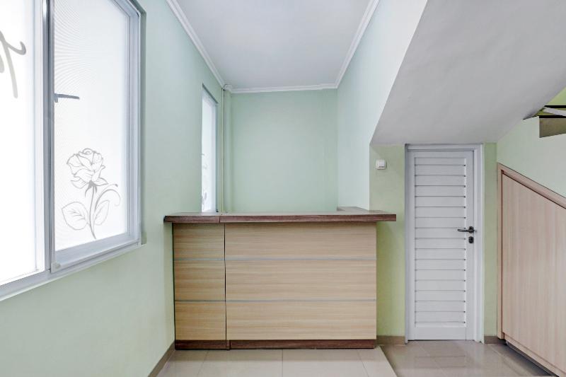 Otel Oyo 90549 Tumesa Homestay