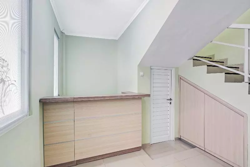 هتل Oyo 90549 Tumesa Homestay