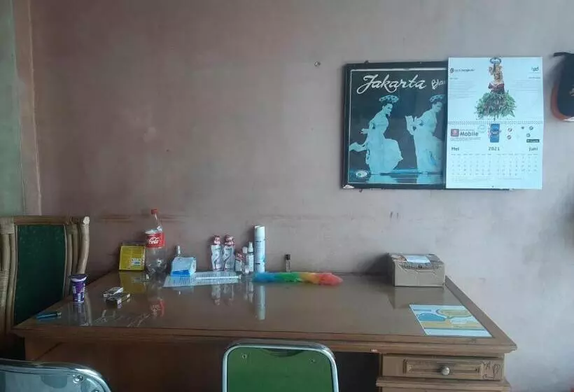 هتل Spot On 90535 Cimanuk Pavilion