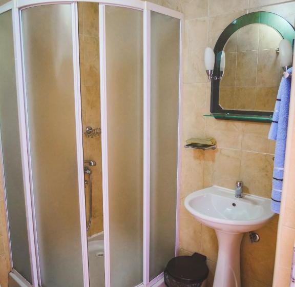 پانسیون Ajdin Apartments