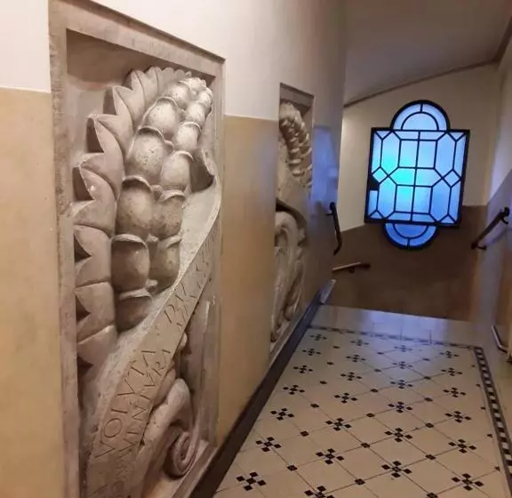 پانسیون Savoias