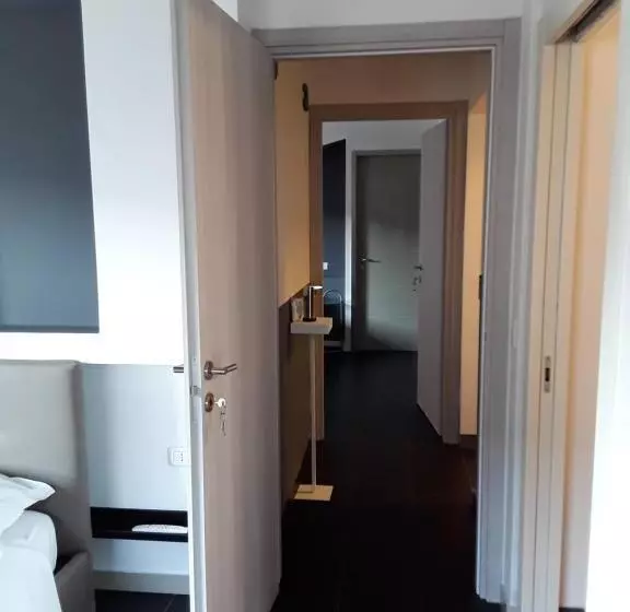 پانسیون Savoias