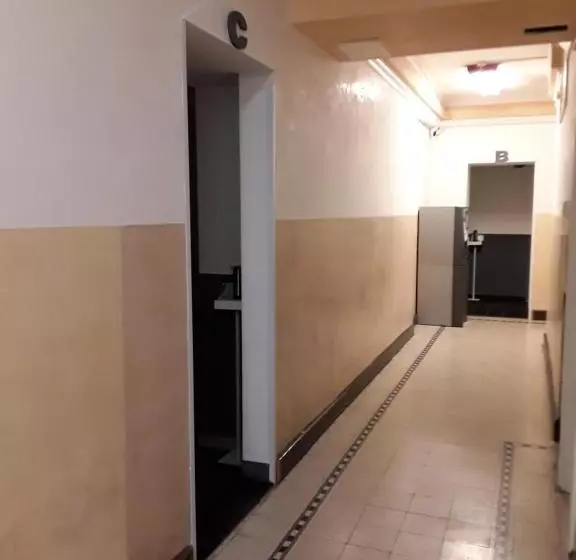 پانسیون Savoias