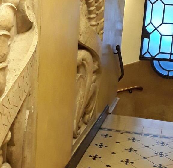 پانسیون Savoias