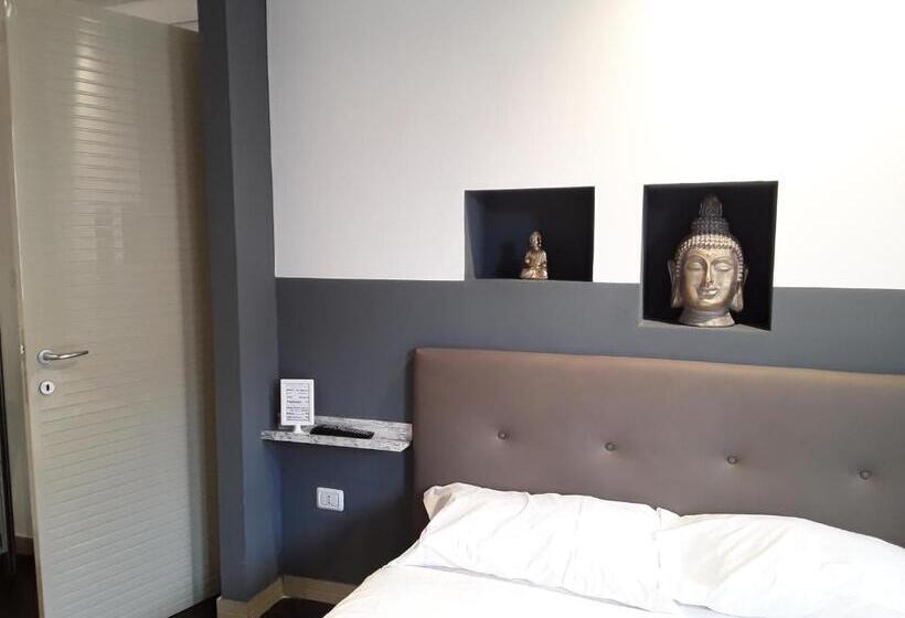 پانسیون Savoias