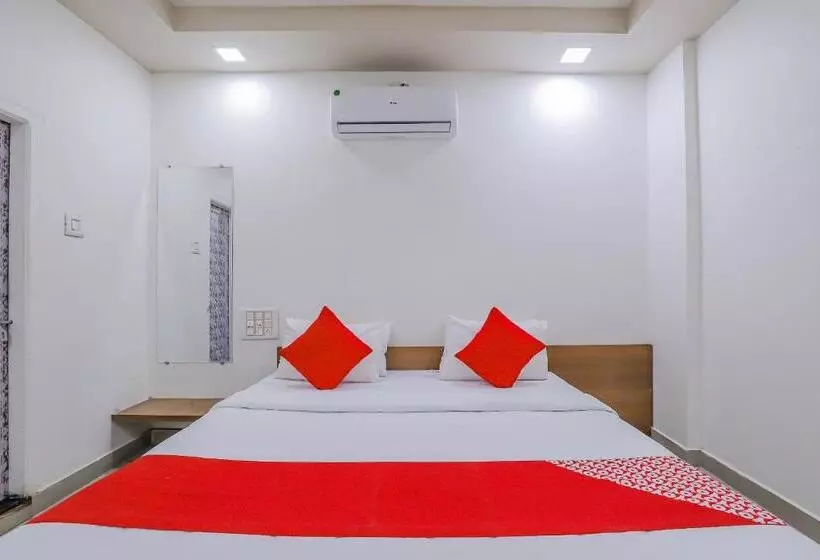 ホテル Oyo 80936  Maldhari