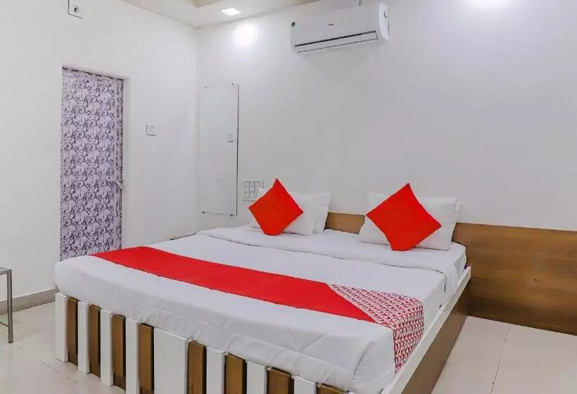 ホテル Oyo 80936  Maldhari