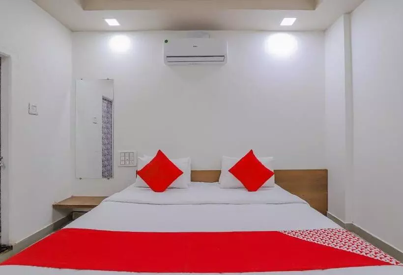 ホテル Oyo 80936  Maldhari