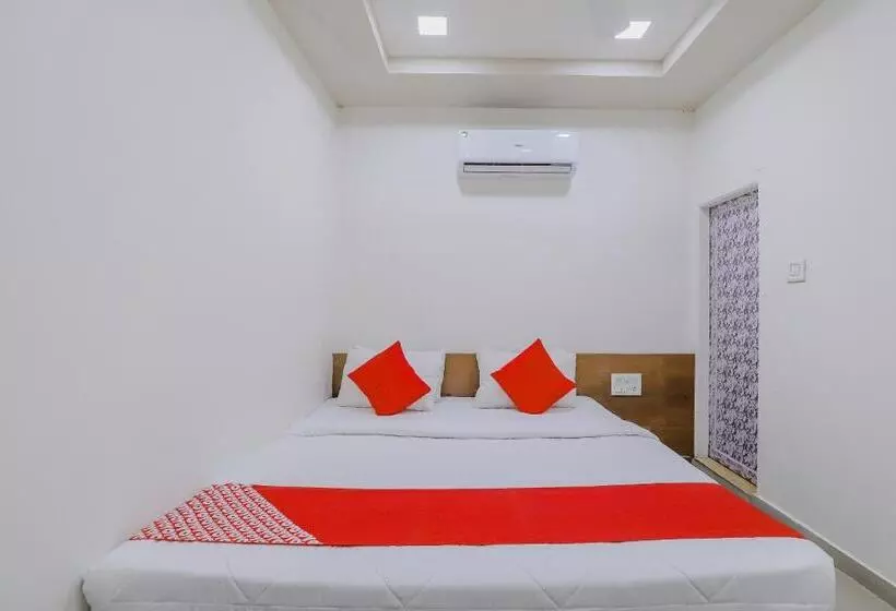 ホテル Oyo 80936  Maldhari