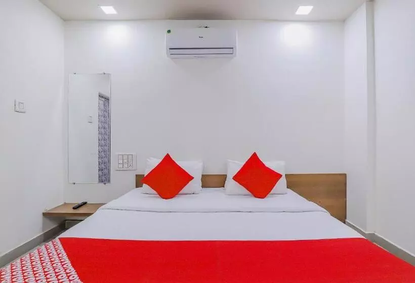 ホテル Oyo 80936  Maldhari