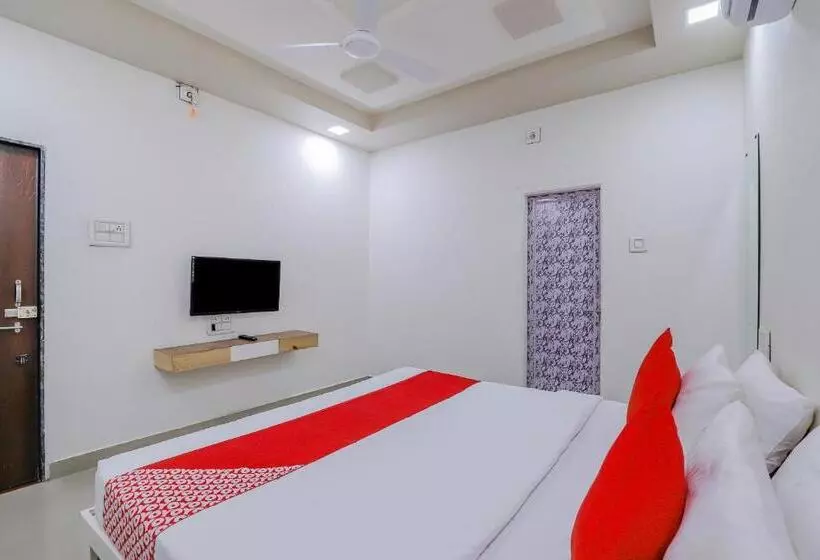 ホテル Oyo 80936  Maldhari