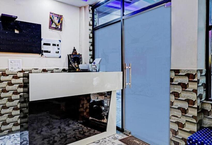 هتل Spot On 80511 The Dwivedi Inn