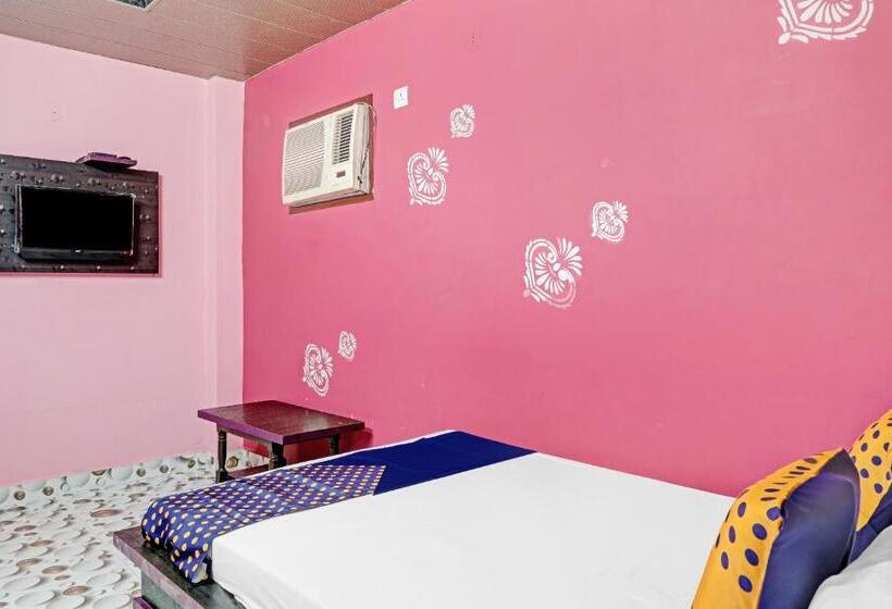 هتل Spot On 80511 The Dwivedi Inn