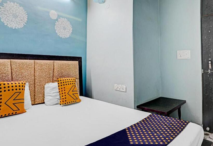 هتل Spot On 80511 The Dwivedi Inn