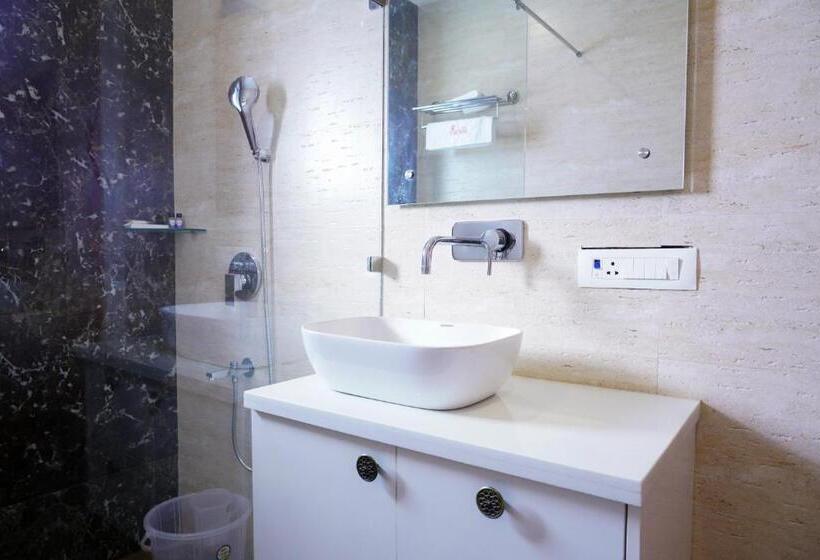 Lime Tree Hotel Pulkit Gurgaon Artemis Hospital, Nearest Metro Huda City Centre