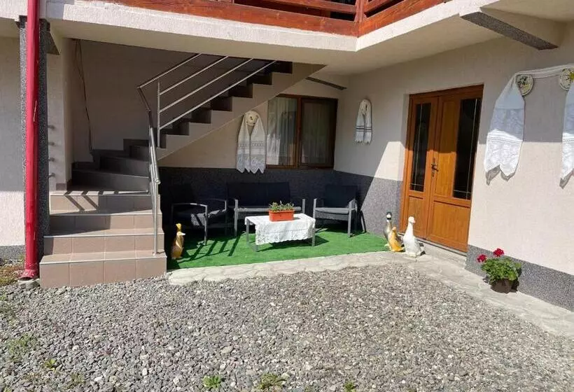ペンション Casa Marinca