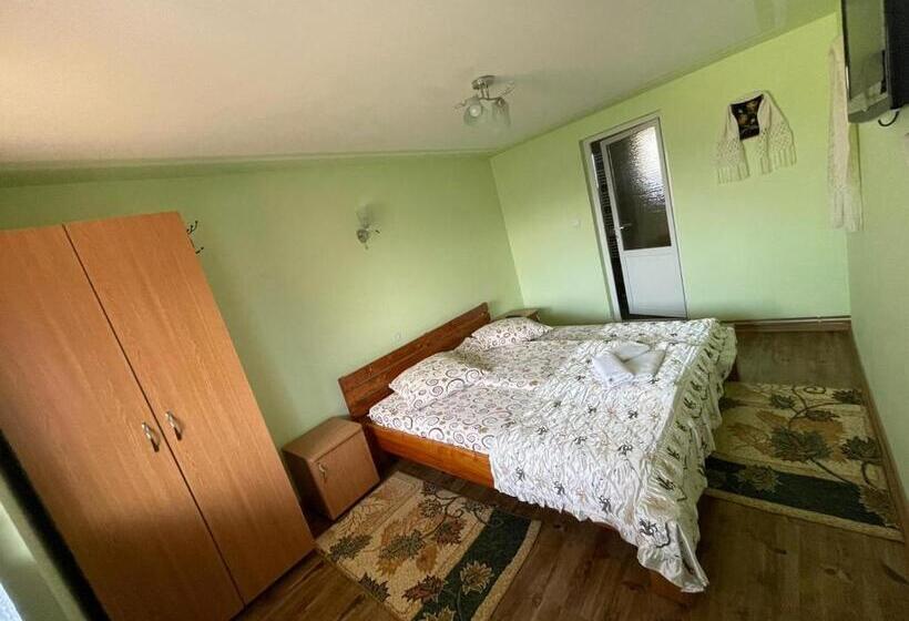 پانسیون Casa Marinca