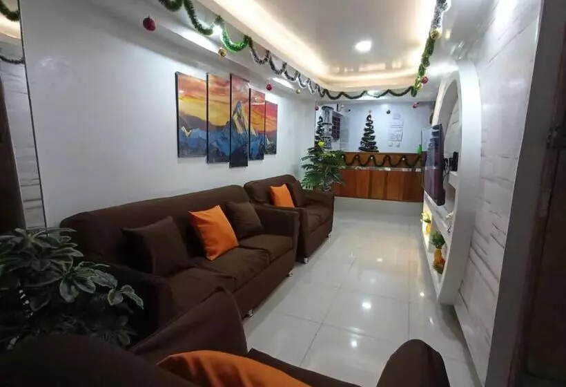 پانسیون Hostal Estrellas