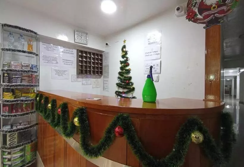 پانسیون Hostal Estrellas