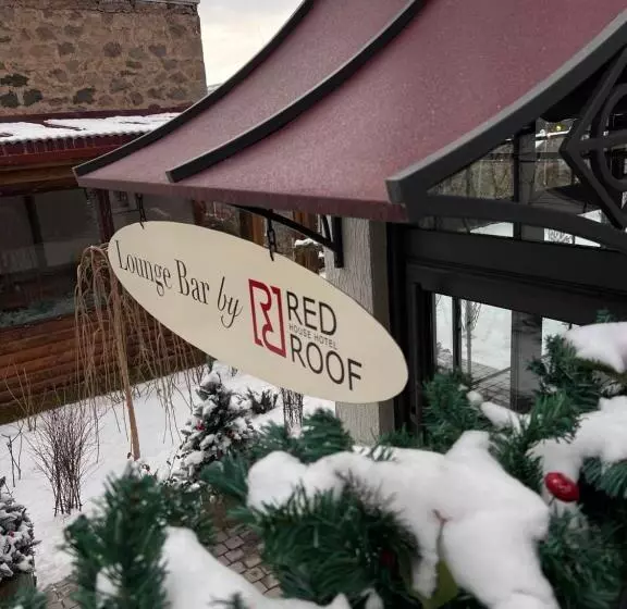 پانسیون Redroof Country House