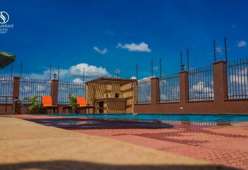 پانسیون Savannah Suites