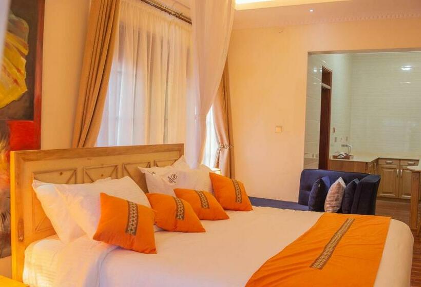 پانسیون Savannah Suites