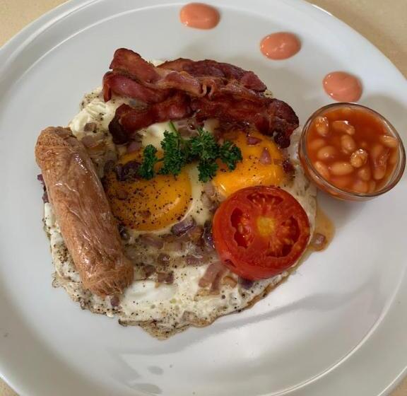 پانسیون Savannah Suites