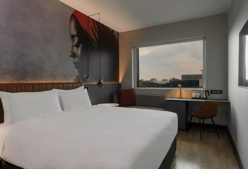 Radisson Red Hotel Johannesburg Rosebank