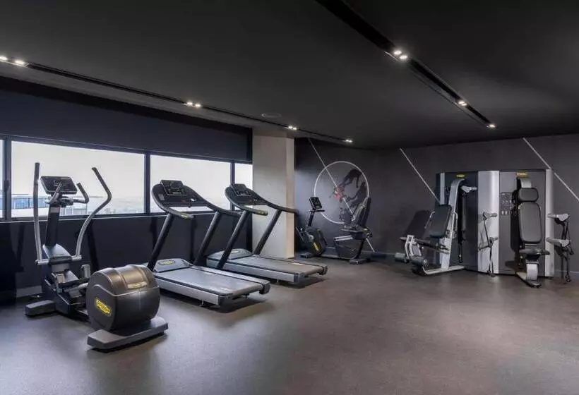 Radisson Red Hotel Johannesburg Rosebank