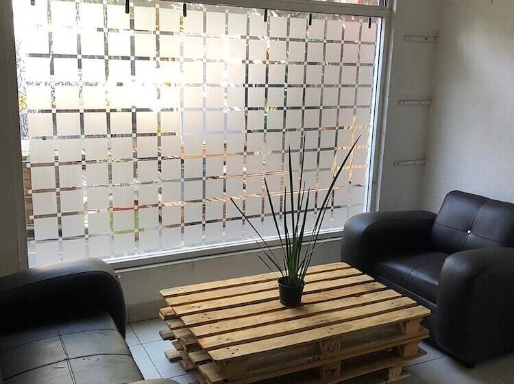 پانسیون Casa Internacional Querétaro