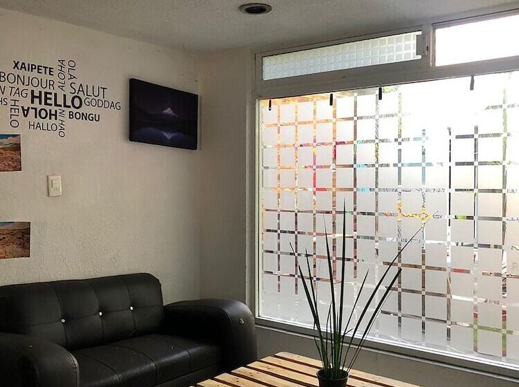 پانسیون Casa Internacional Querétaro