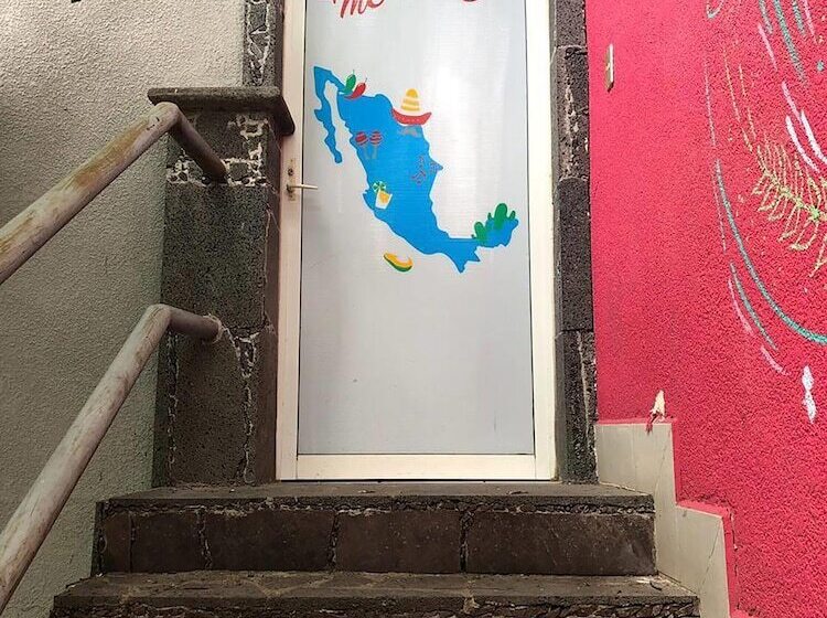 پانسیون Casa Internacional Querétaro