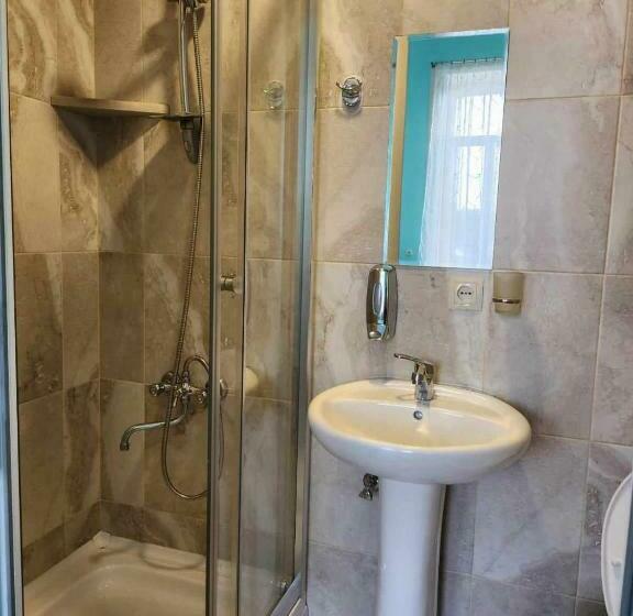 پانسیون Guesthouse Nino